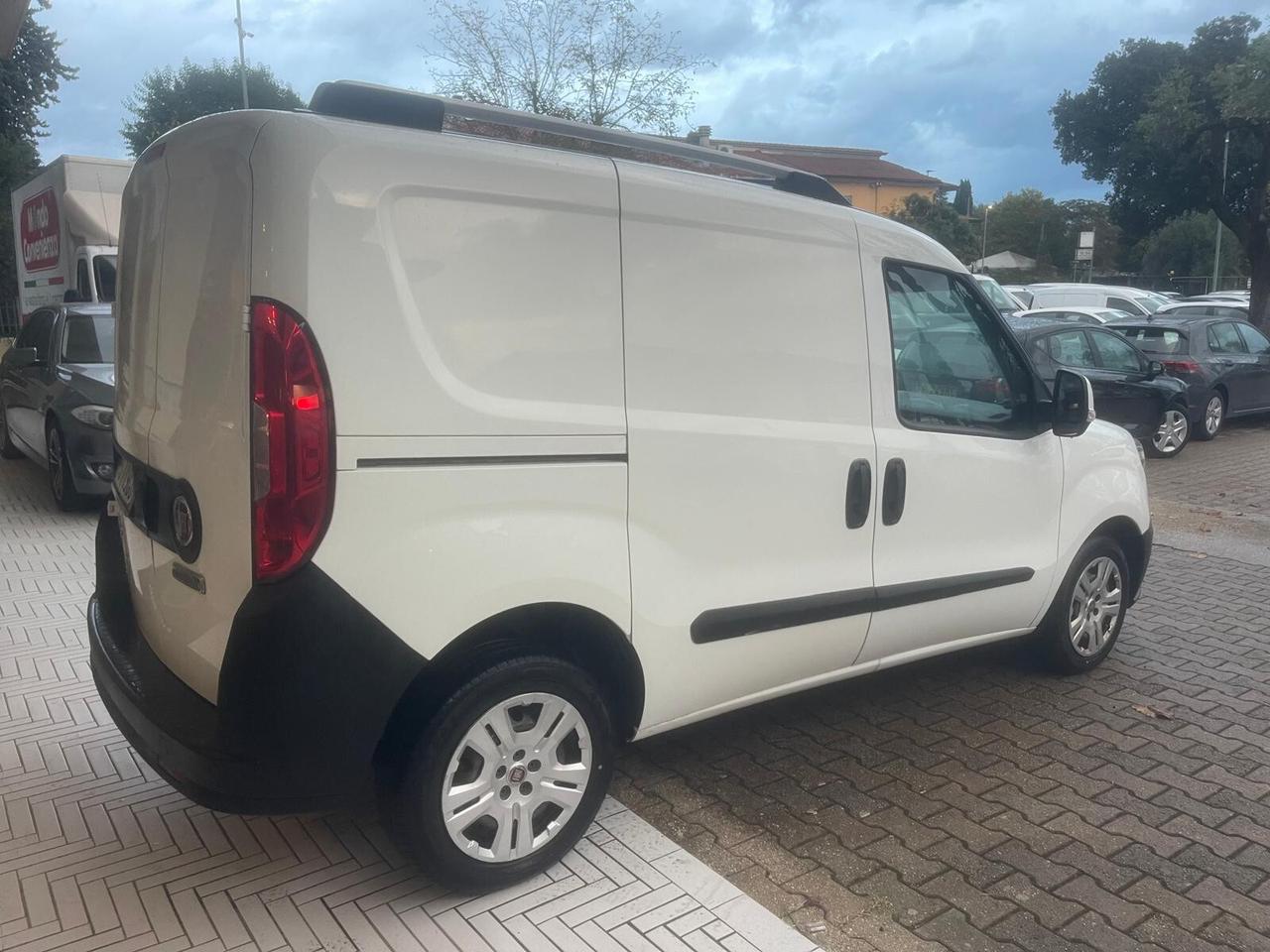 Fiat Doblo Doblò 1.6 MJT 105CV PC-TN Cargo Lamierato SX 3 Posti