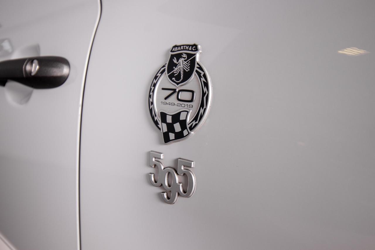 Abarth 595 1.4 Turbo Esseesse Competizione 180cv Akrapovic