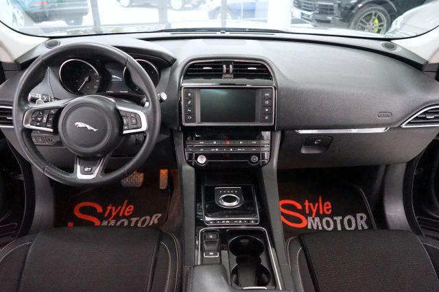 JAGUAR F-Pace 2.0 D 180 CV AWD R-Sport Certificata Uniprop.