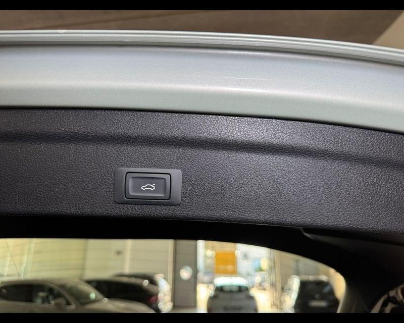 Audi Q3 2ª serie SPB 40 TDI quattro S tronic S line edition
