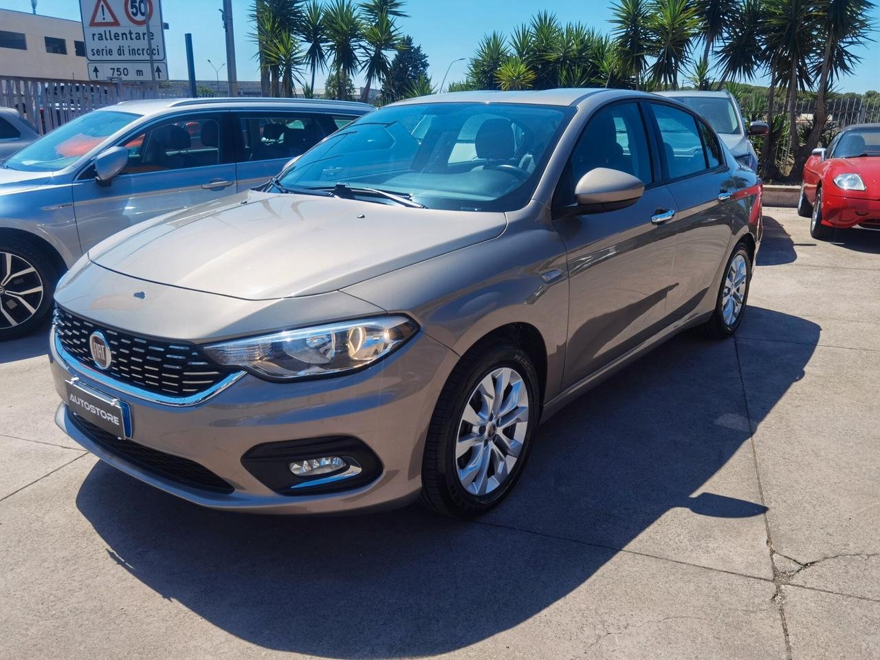 Fiat Tipo 1.4 Easy*60.000KM*METANO*GANCIO TRAINO