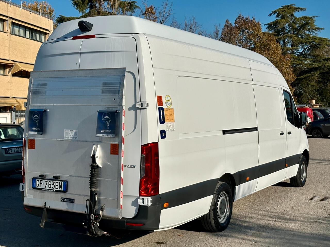 Mercedes-benz Sprinter Sponda idraulica posteriore 316 F43L/35
