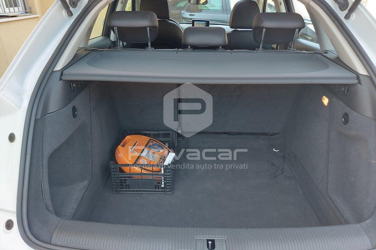 AUDI Q3 2.0 TDI quattro S tronic Advanced
