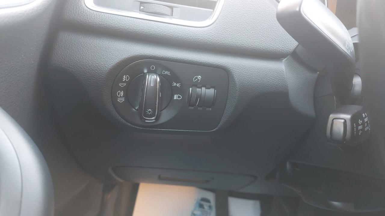 Audi Q3 ADVANCED PLUS PACCHETTO LUCI AMBIENTE