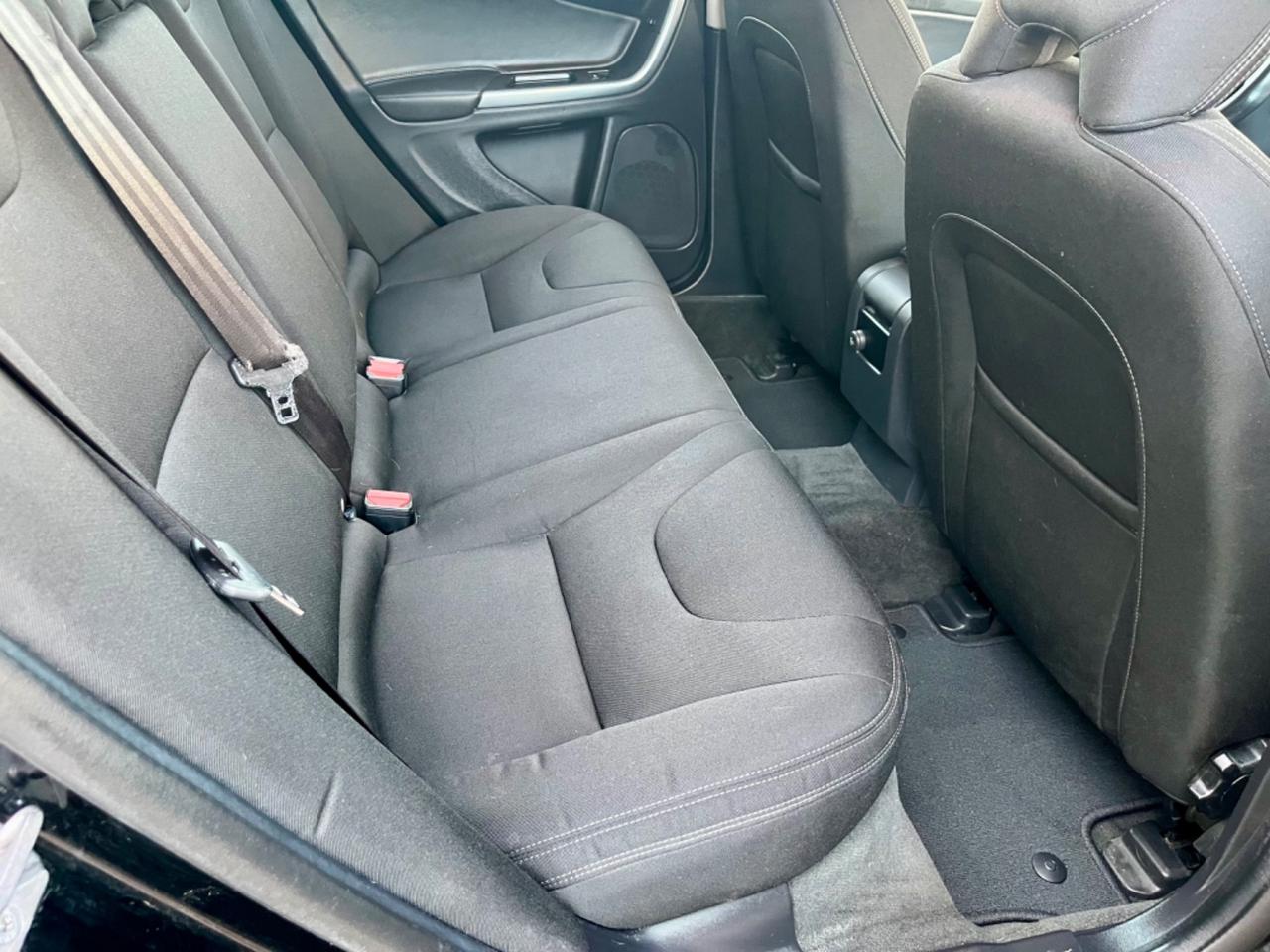 Volvo V60 2.0d 120cv 2016 127.000km euro6 perfetta