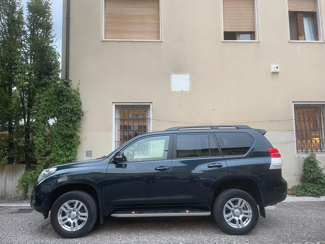 TOYOTA LAND CRUISER J150 3.0 D-4D 190CV 6MARCE