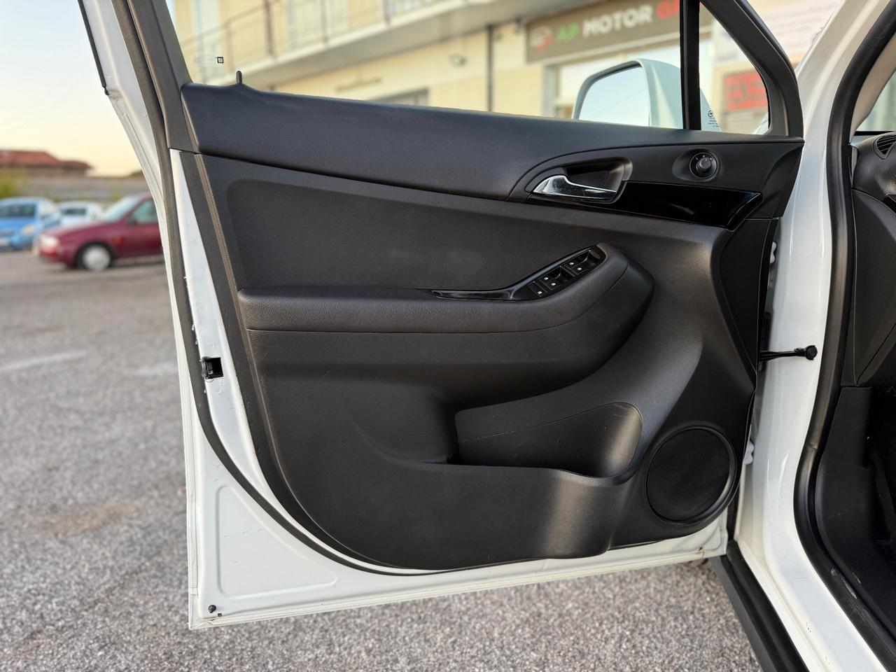 Chevrolet Orlando 1.8 GPL LT 7 POSTI