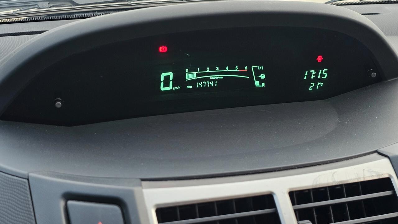 Toyota Yaris 1.4 D-4D sol