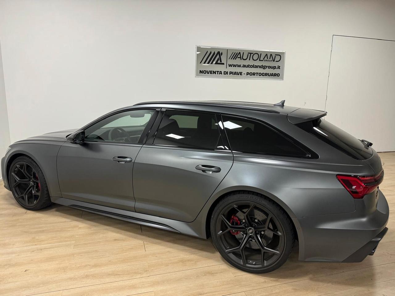 Audi RS6 RS 6 Avant 4.0 TFSI V8 quattro tiptronic Performance