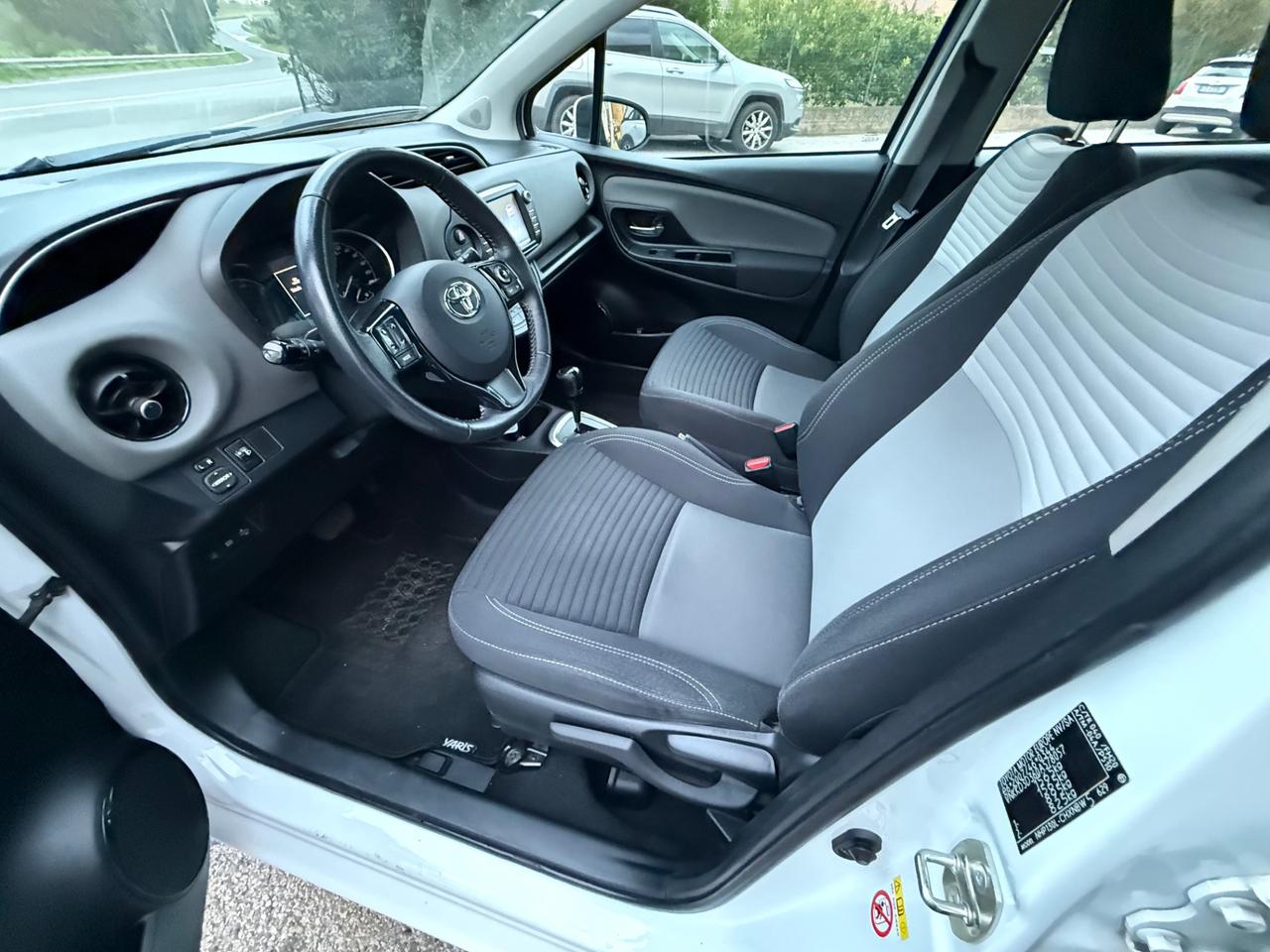 Toyota Yaris 5 Porte Yaris 5p 1.5h Business