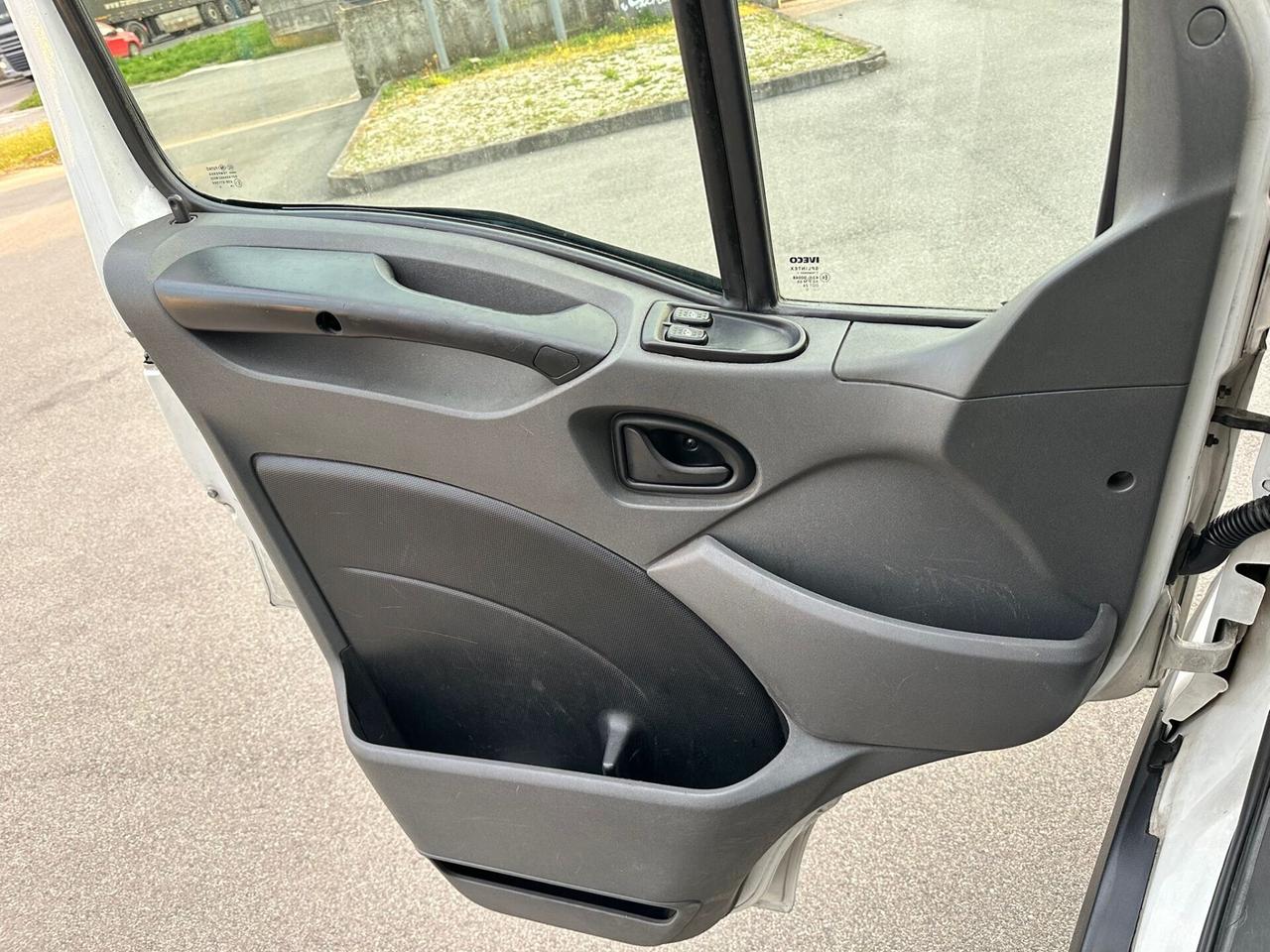 Iveco Dailly 35c17 motore rifatto con fattura