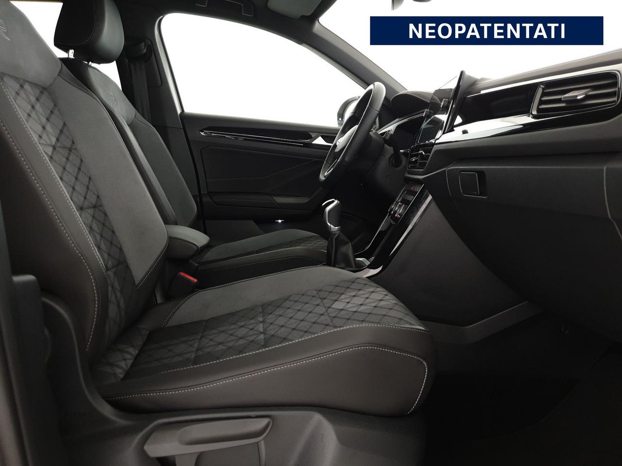 Volkswagen T-Roc 1.0 tsi r-line 110cv
