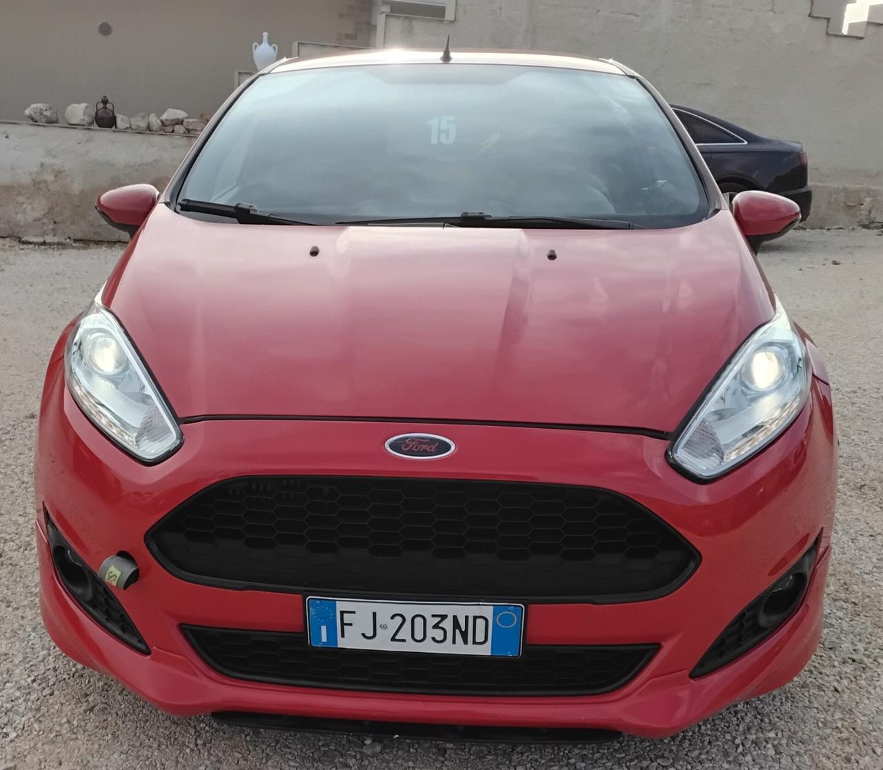 Ford Fiesta 1.5 TDCi 75CV 5 porte ST-Line