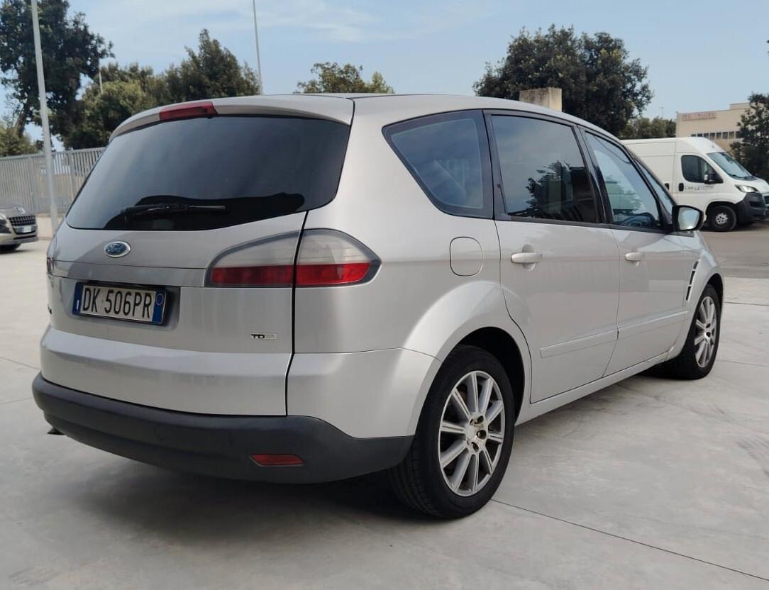 Ford S-Max 1.8 TDCi 125CV Titanium