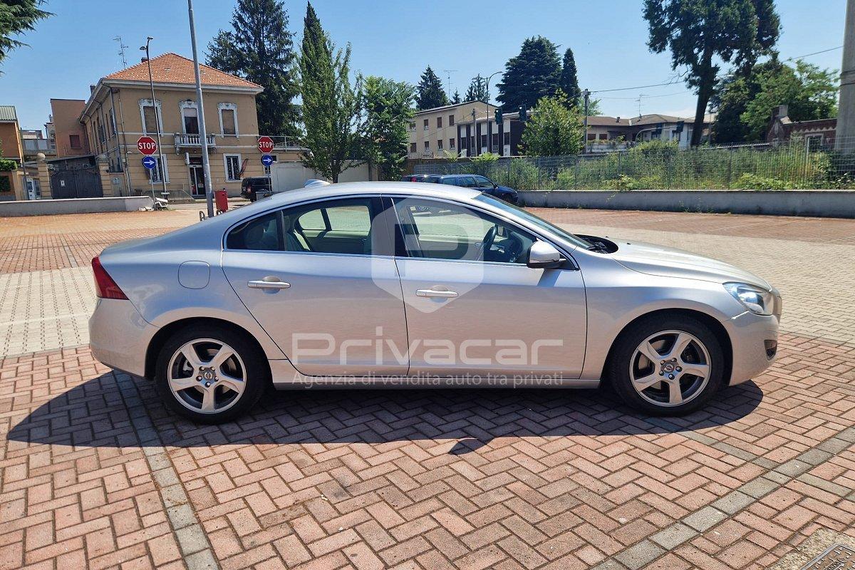 VOLVO S60 2.0 T Powershift Summum