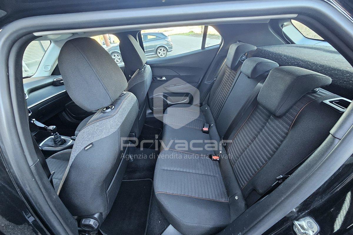 PEUGEOT 2008 BlueHDi 100 S&S Active