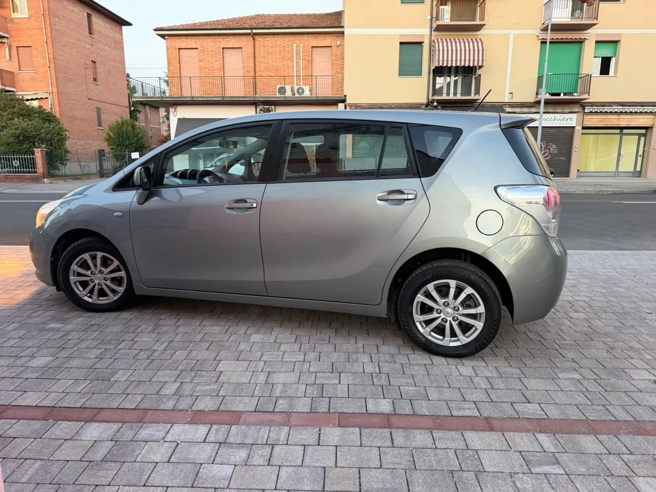 Toyota Verso 2.0 D Sol 7 posti