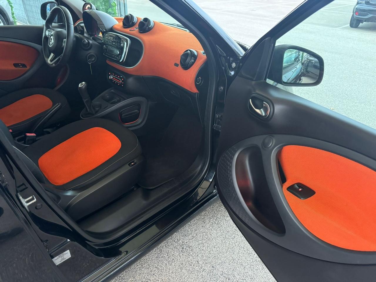 Smart ForFour 1.0 70CV TOTAL BLACK NUOVA GARANZIA