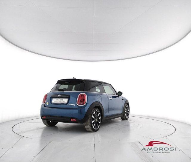 MINI Cooper SE 3 porte Cooper Resolute