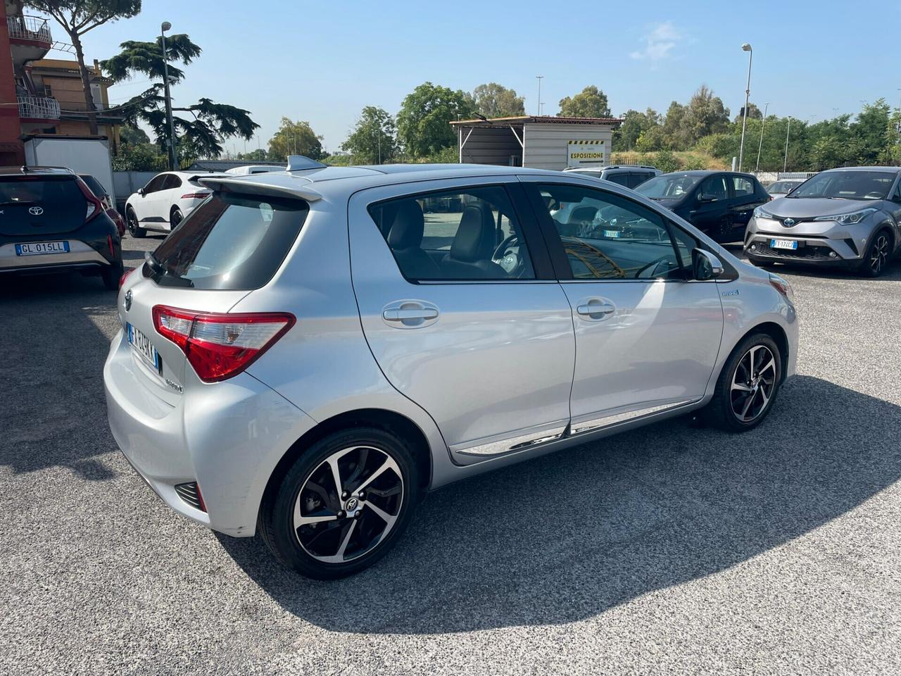 Toyota Yaris 1.5 Hybrid Style TETTO GARANZIA