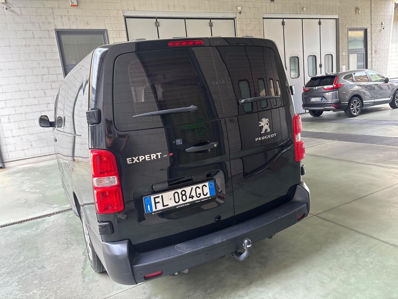 Peugeot Traveller Expert BlueHDi 115 S&S Long Active