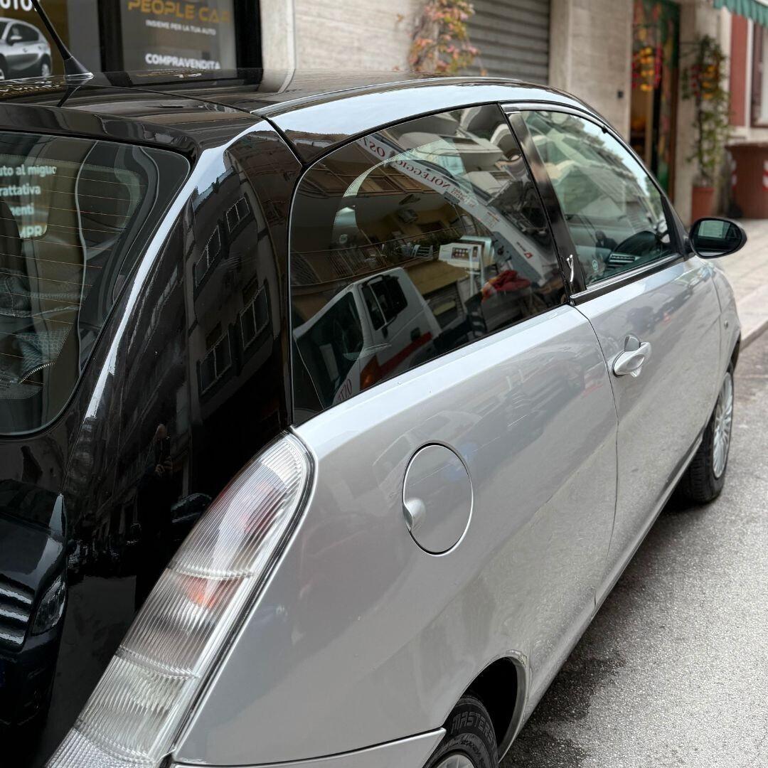 Lancia Ypsilon 1.2 GPL
