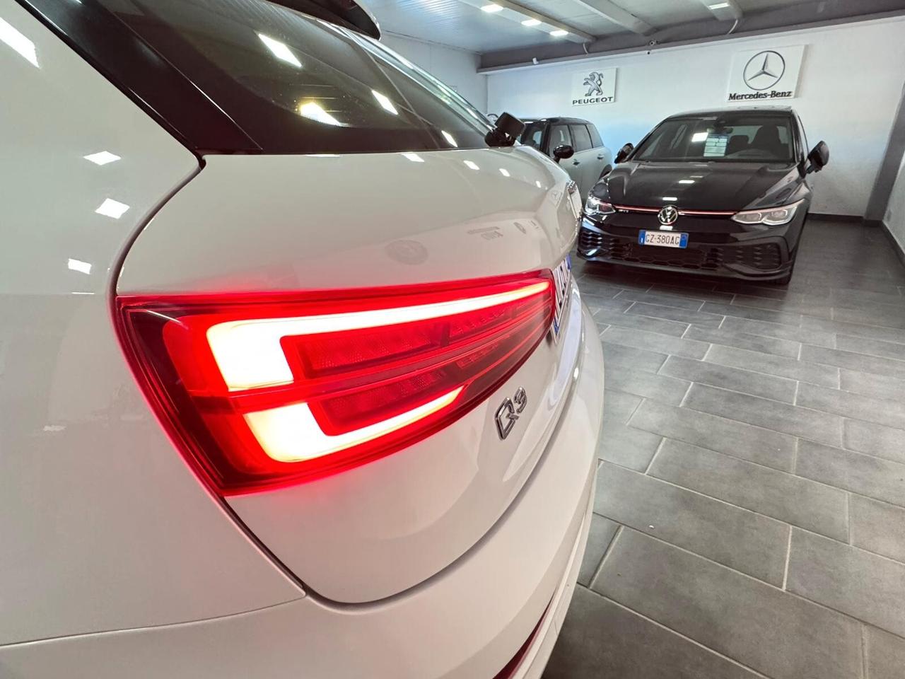 Audi Q3 2.0 TDI 150 CV Quattro S tronic S-line Edition Unico Pro. Tetto Apribile