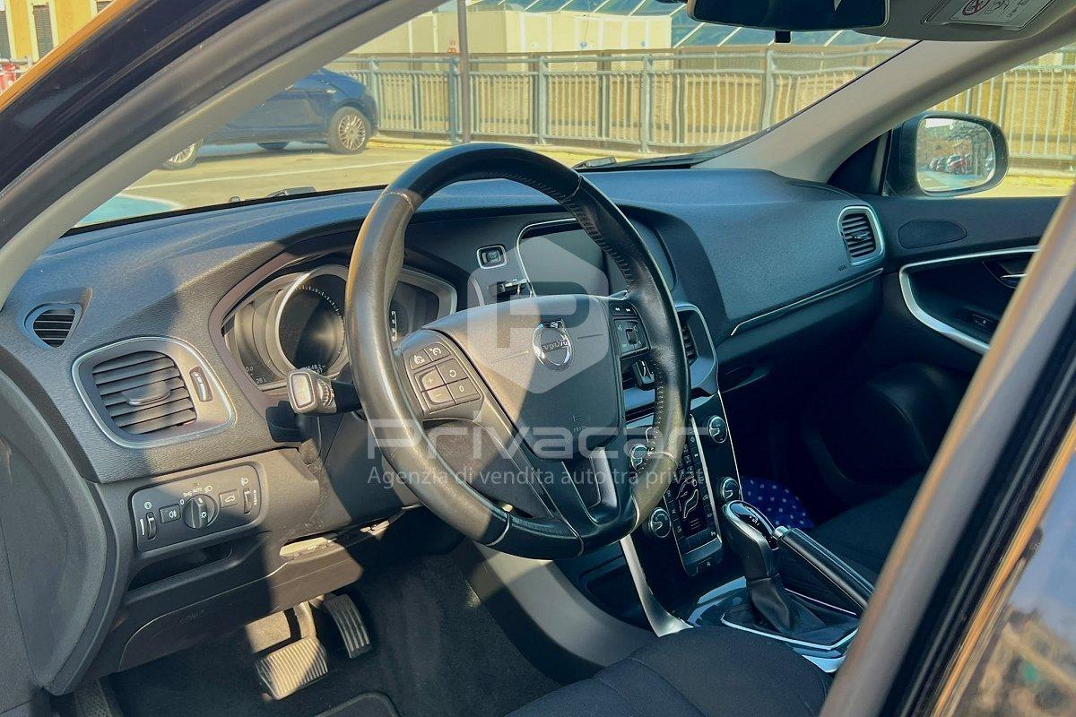 VOLVO V40 D2 Geartronic Business