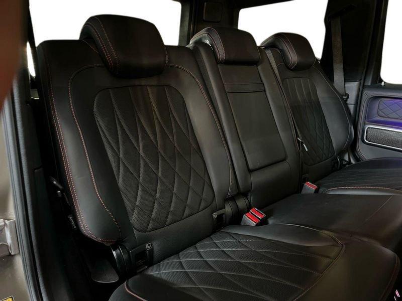 Mercedes-Benz Classe G - W463 2018 G 500 AMG Line 421cv auto