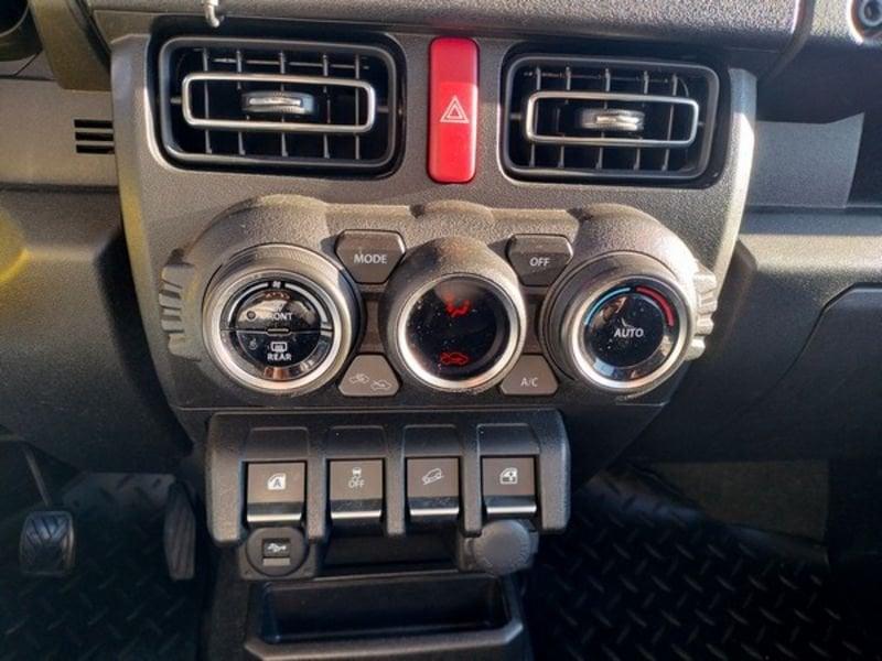 Suzuki Jimny Jimny 1.5 4AT Top