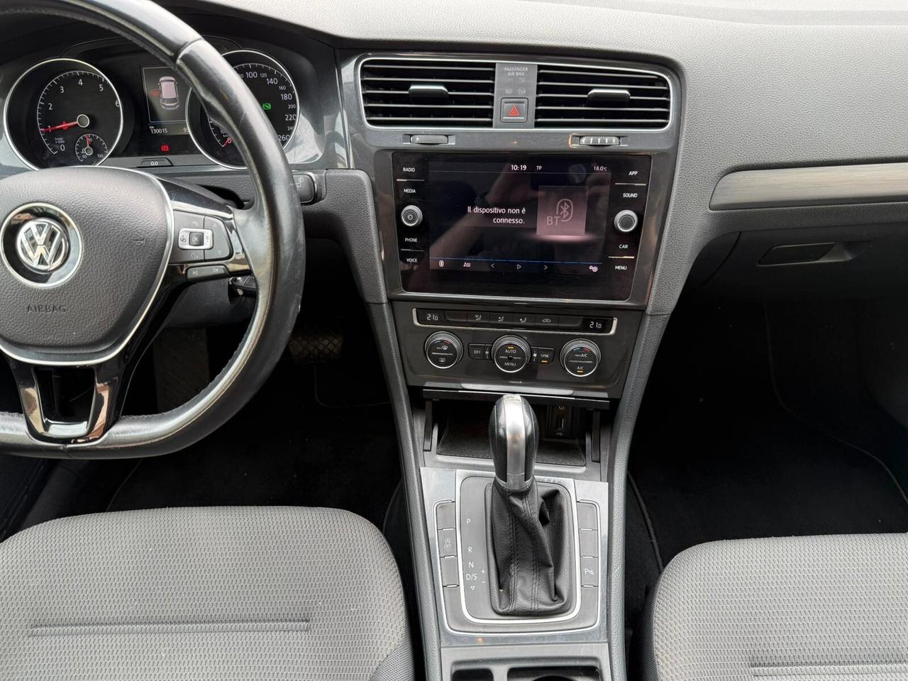 Volkswagen Golf 1.0 TSI 110 CV DSG 5p. Business BlueMotion Technology
