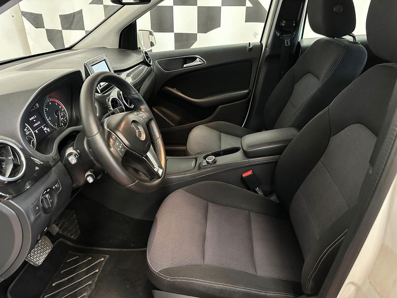 Mercedes-benz B 180 CDI Automatic Executive ok neop.