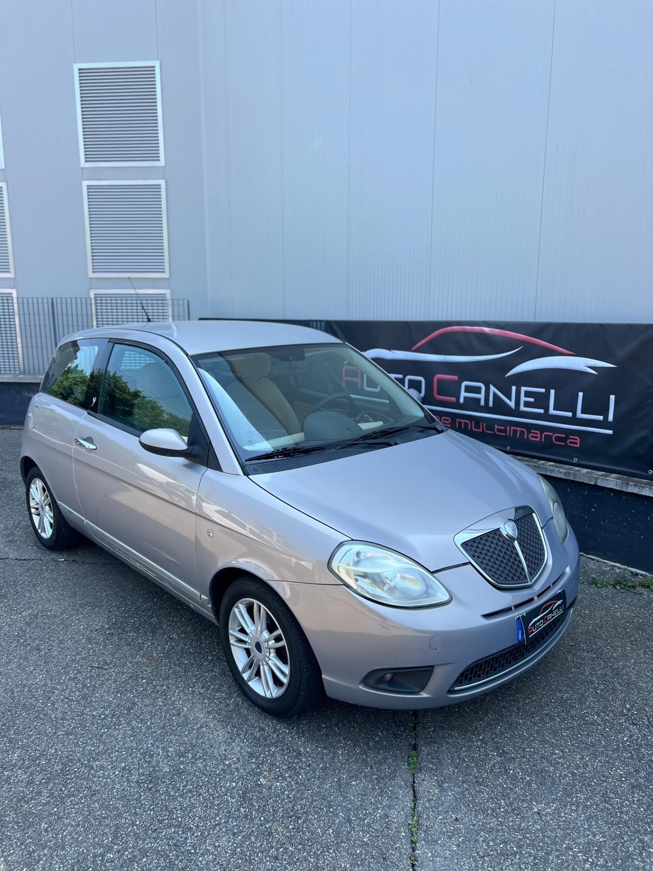 Lancia Ypsilon 1.2 b NEOPATENTATI OCCASIONE
