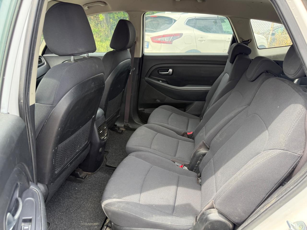 Kia Carens 1.6 GDI Class GPL