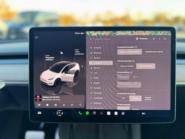 TESLA Model Y PERFORMANCE DUAL MOTOR AWD *UNIPROP*