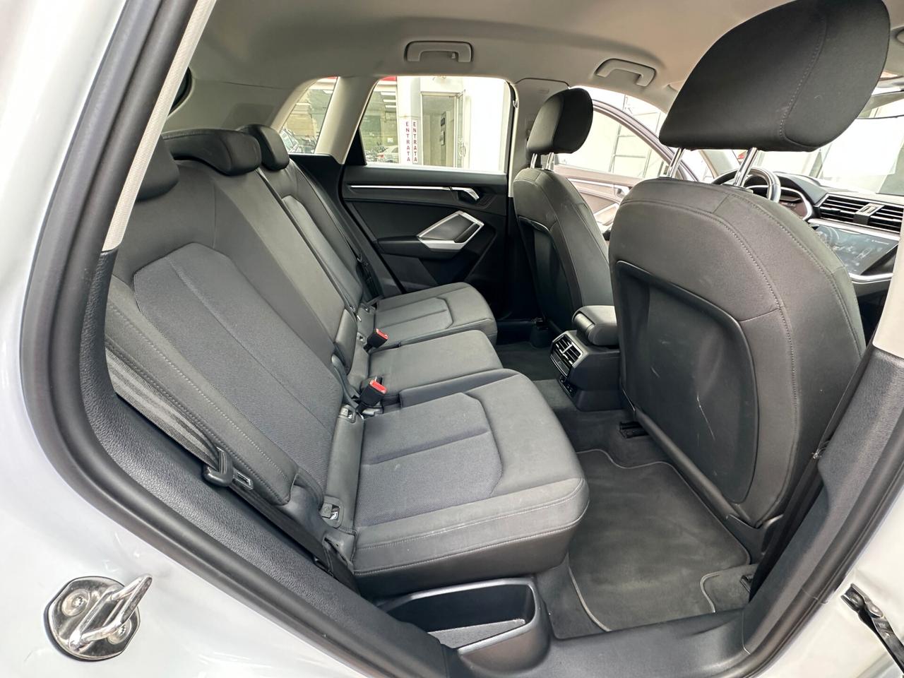 Audi Q3 35 TDI S tronic line edition