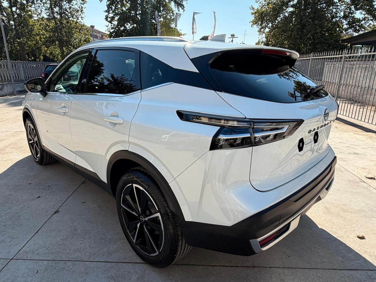 Nissan Qashqai MHEV 158 CV Tekna Tetto Pano. 19"