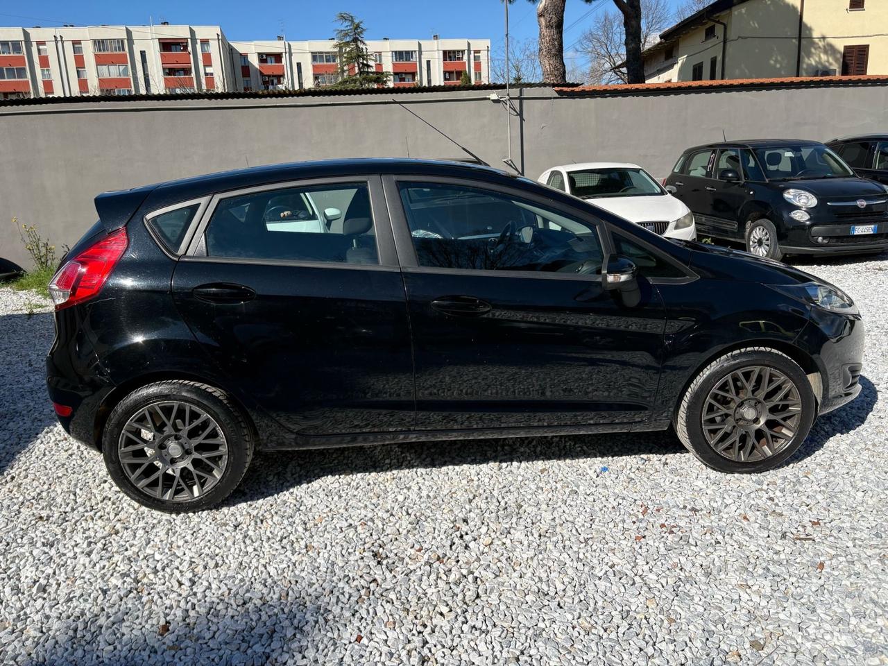 Ford Fiesta 1.2 60CV 5 porte Titanium Ok Neopatentati