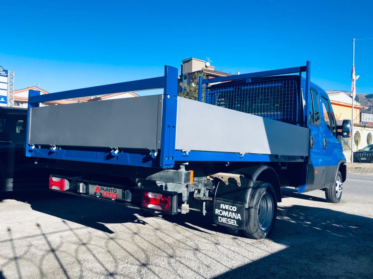 IVECO DAILY RIBALTABILE DOPPIA CABINA 7 POSTI