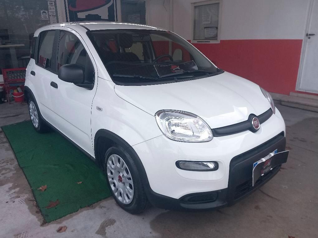 Fiat Panda 1.0 FireFly S&S Hybrid KM 18000 MONITOR SENSORI COMANDI VOLANTE GARANZIA