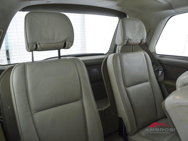 VOLVO XC90 2.4 D5 185 CV AWD - PER OPERATORI DEL SETTORE
