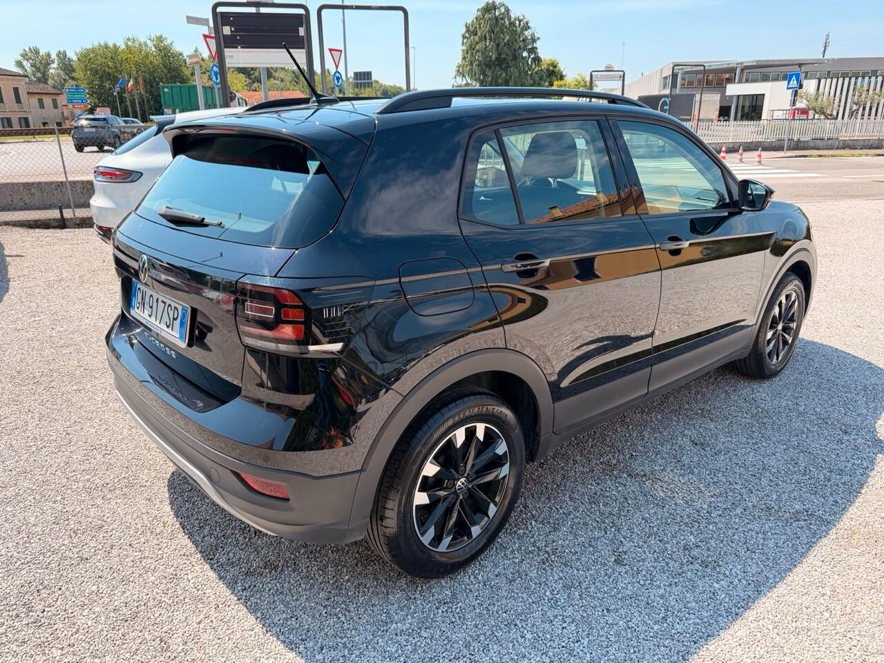 Volkswagen T-Cross 1.0 tsi Style 95cv (display digitale App connect Climatronic)