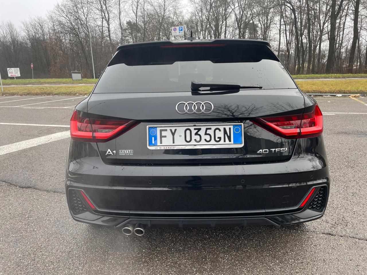 Audi A1 SPB 40 TFSI S tronic line*Automati*Navi*