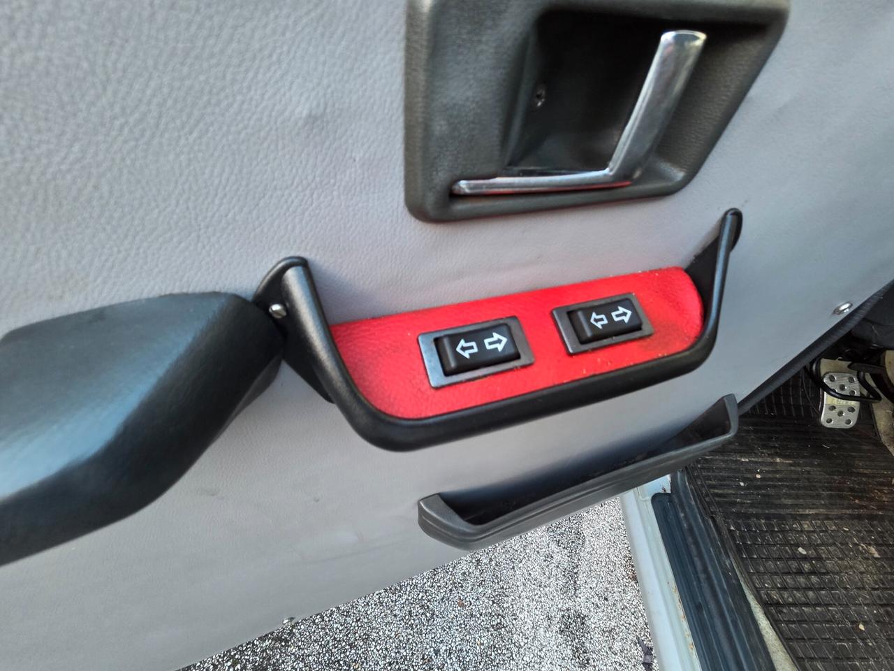 Mitsubishi Pajero 2.5 TDI Metal-top