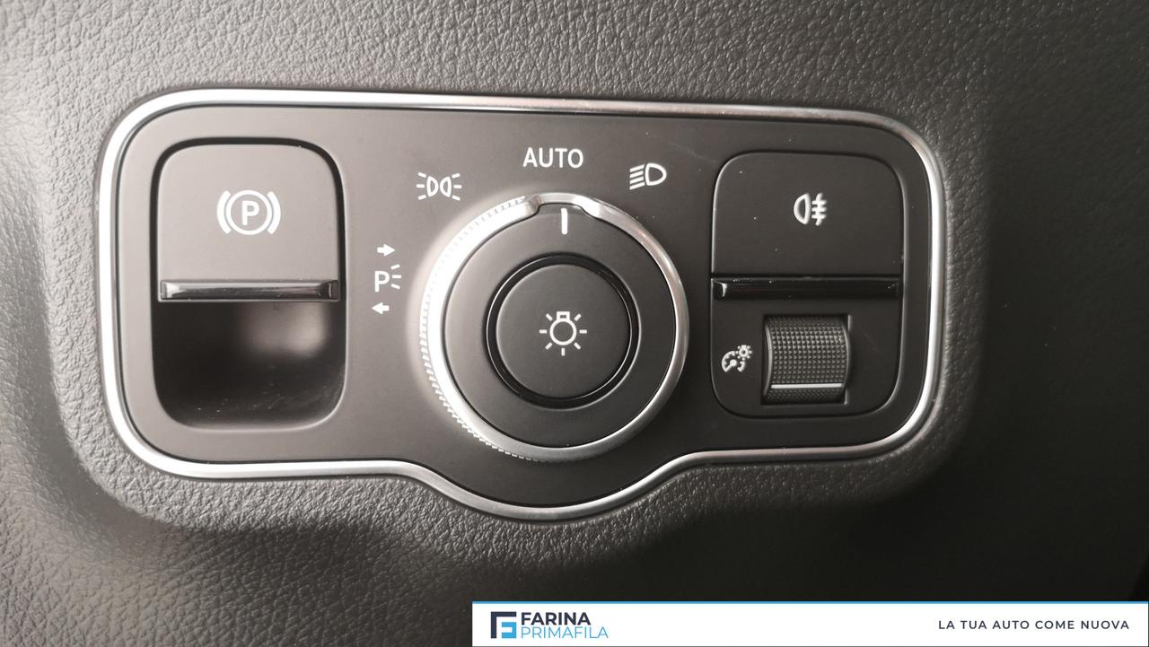 Mercedes-Benz GLA-H247 - GLA 200 d Premium auto