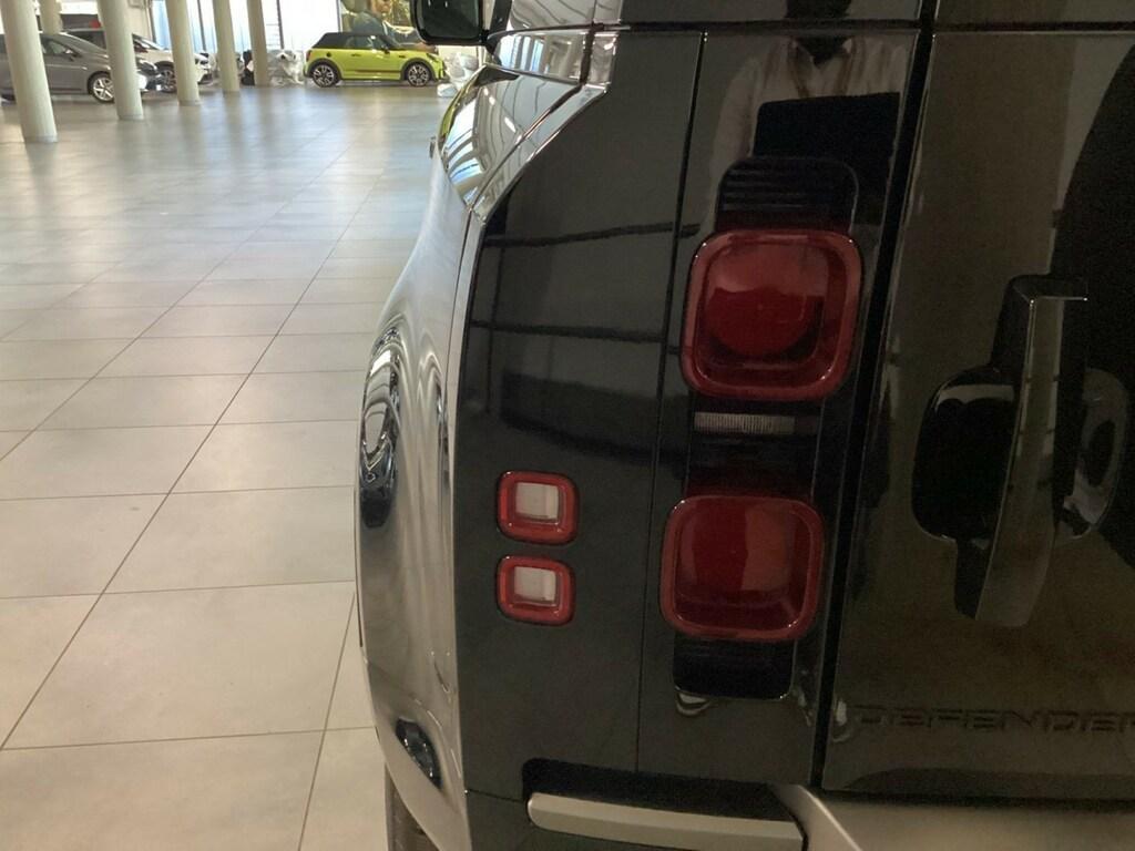 Land Rover Defender 90 3.0 I6 MHEV X-Dynamic S AWD Auto