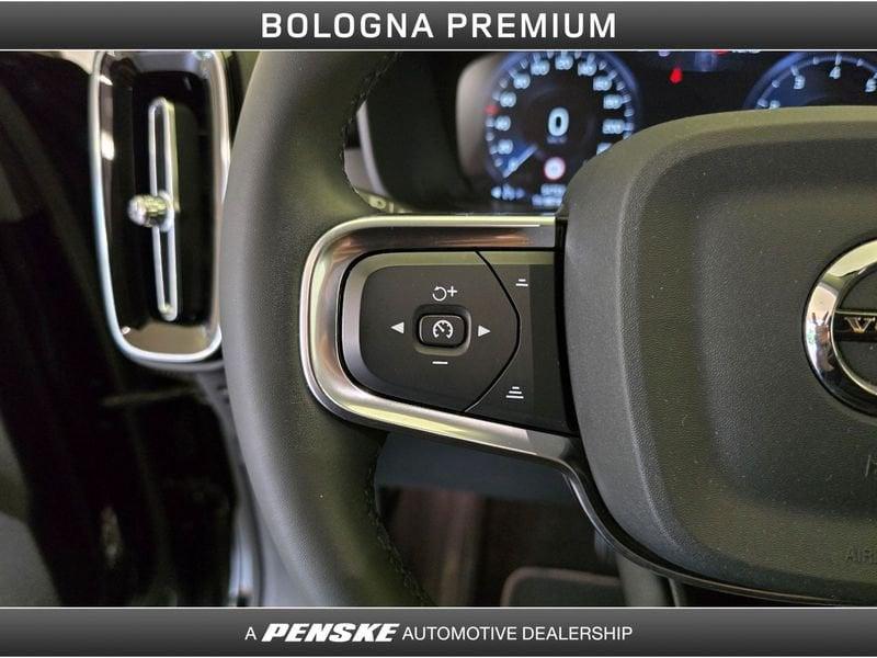 Volvo XC40 XC40 T2 Geartronic Momentum Pro
