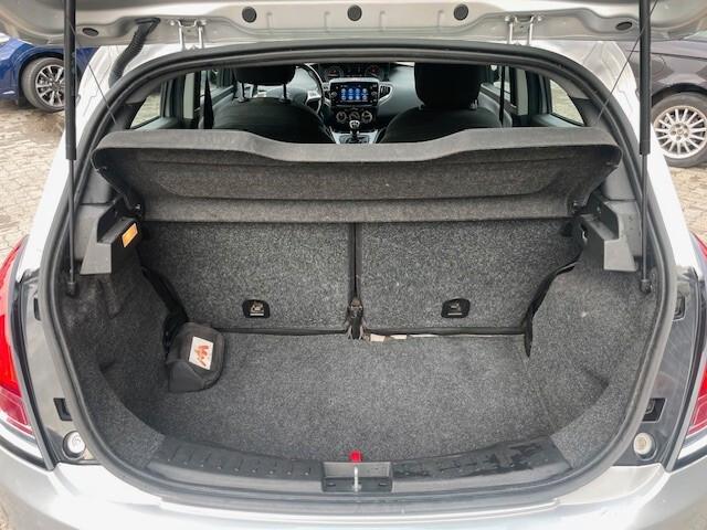 Lancia Ypsilon 1.0 5 porte S&S Hybrid Gold Garanzia 12M Prezzo vero!!!!!