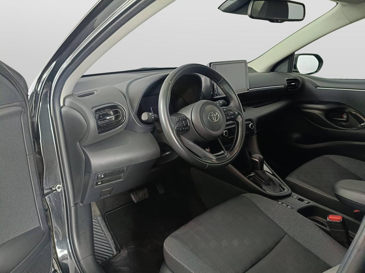 TOYOTA Yaris IV 2020 - Yaris 1.5h Trend
