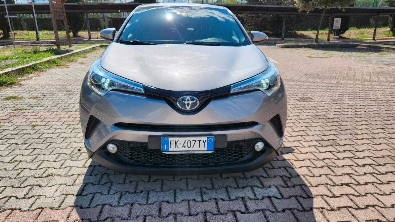 Toyota C-HR 1.8 Hybrid E-CVT Lounge